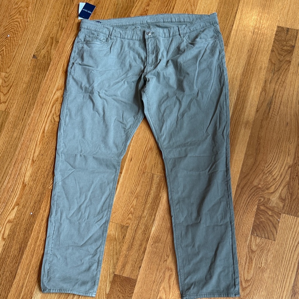 Peter Millar Men's Pants in Sage Green
